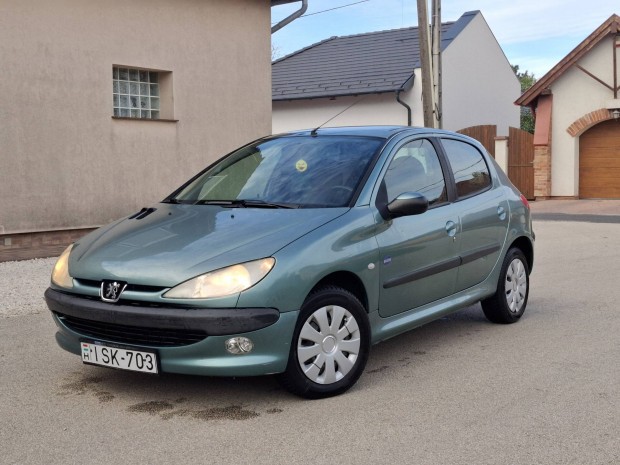 jszer peugeot 206 147000km!