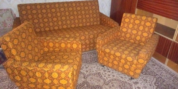 Újszerű rekamie 2 db fotellal együtt áron alul eladó