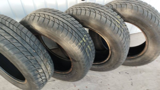 jszer tligumi garnitra elad 195/65 R15