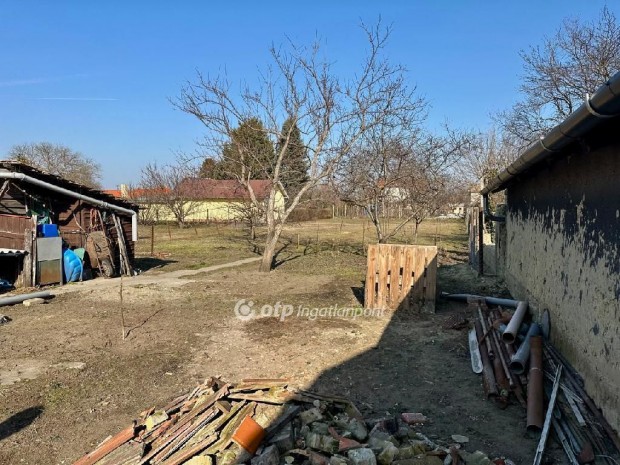 Üllői 82 nm-es ház eladó