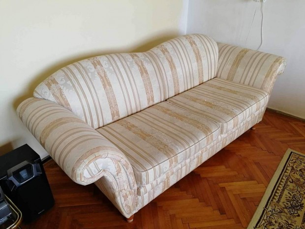 Ülőgarnitúra eladó: kanapé, 2 fotel