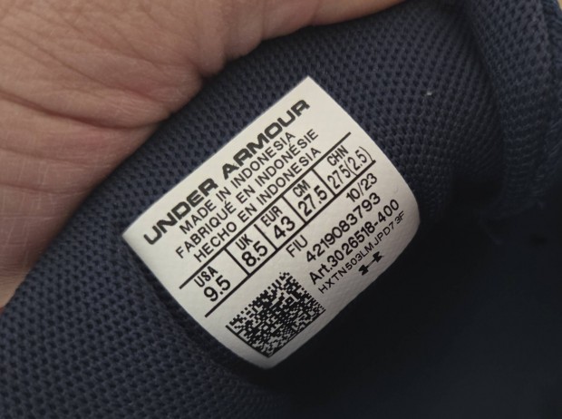 Under Armor férfi sportcipő 42/43