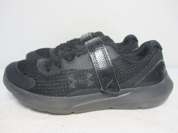 Under Armour UA BPS Surge 3 AC tpzras sportcip 34-es