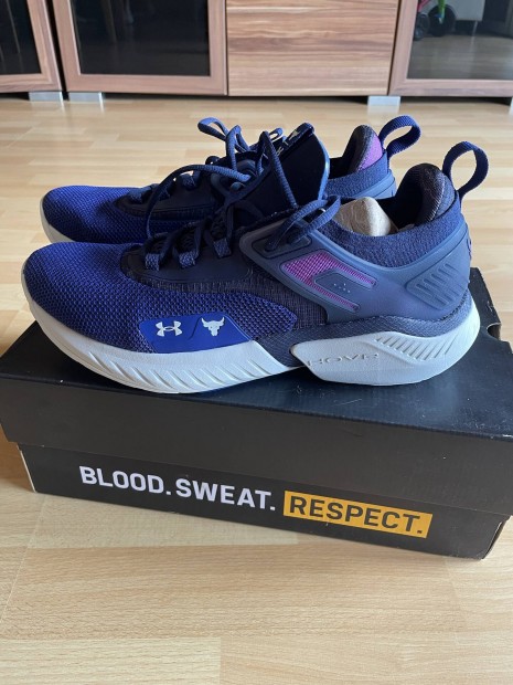 Under Armour frfi cip Project Rock 5
