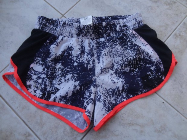 Under Armour ni short rvidnadrg nadrg M