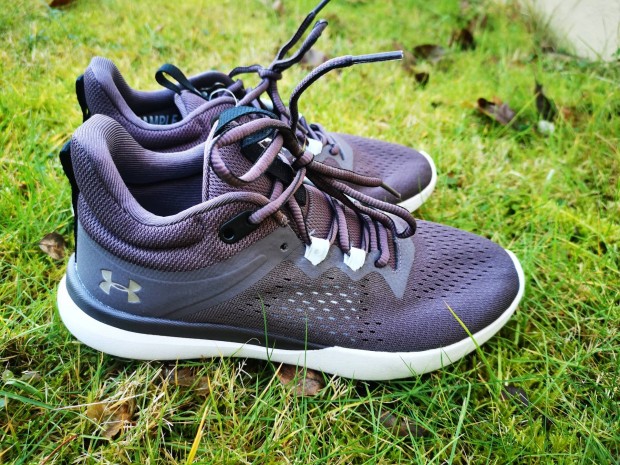 Under Armour ni sportcip, 38-as