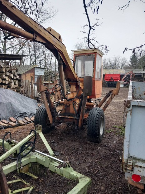 Unhz 750 es markol� elad�.