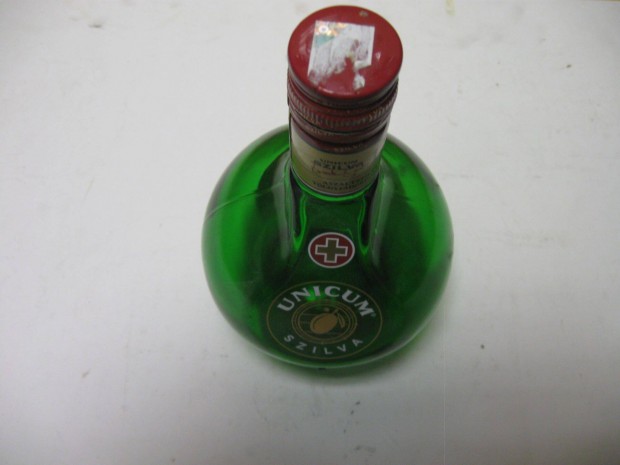 Unicum szila 0,7 literes vegek eladk !