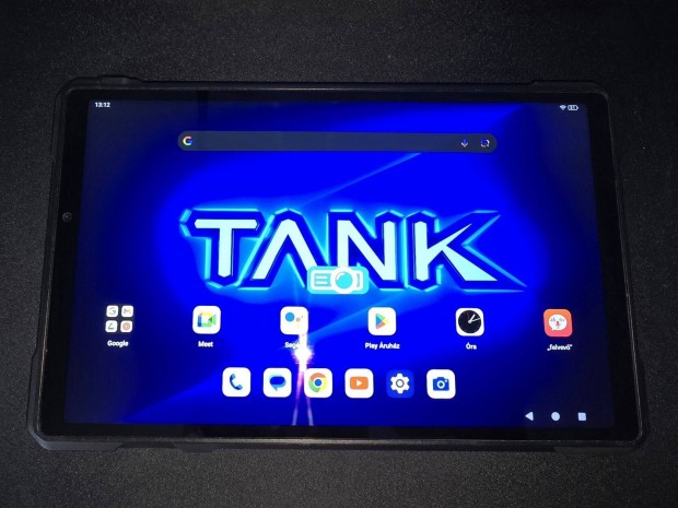 Unihertz Tankpad(beépített projektor,dualsim,120Hz 16GB 256GB 21000mAH