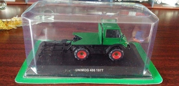 Unimog 406 traktor kisauto modell 1/43 Elad