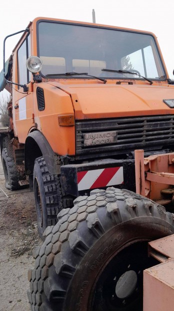 Unimog elad