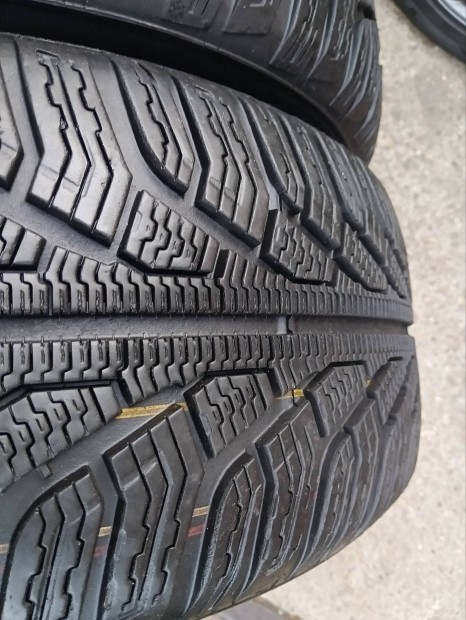 Uniroyal 215/55R16 tli gumi pr