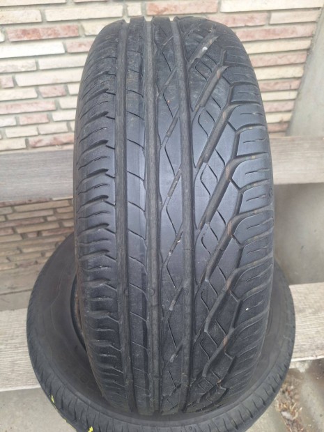 Uniroyal nyrigumi 205/60R16