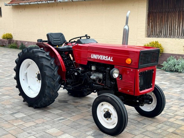 Universal UTB 445 V traktor