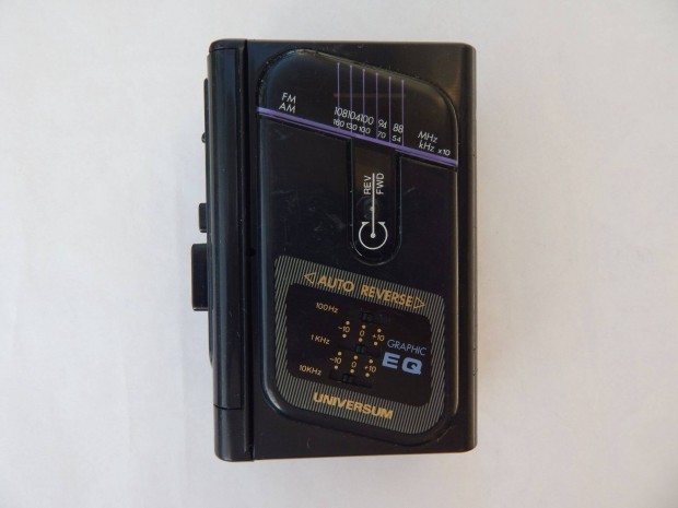 Universum Rádiós Oda-Vissza Játszó Kazettás Walkman