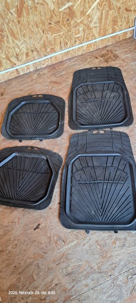 Univerz�lis aut� gumisz�nyeg garnit�ra