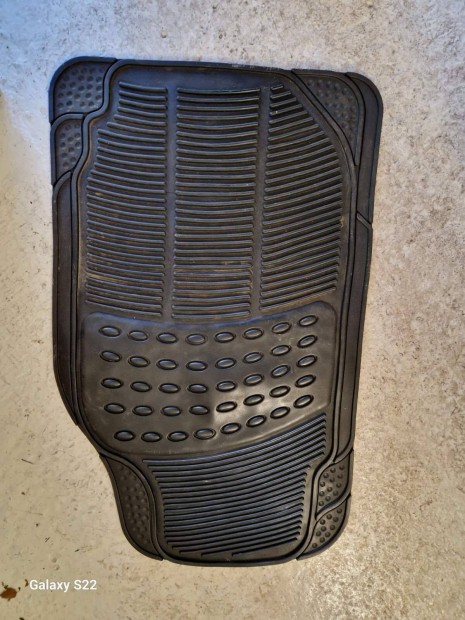 Univerzlis auts gumisznyeg szett