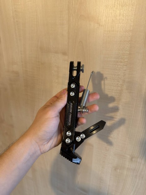 Univerz�lis robog�/motor kit�maszt�