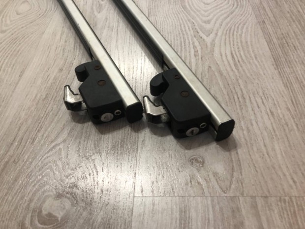 Univerzális tetőkorlátos tetőcsomagtartó Ingyen posta!