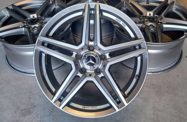 Uniwheels Mercedes ktszles alufelnik 5x112 8-9x18 ET43-52,5 4db