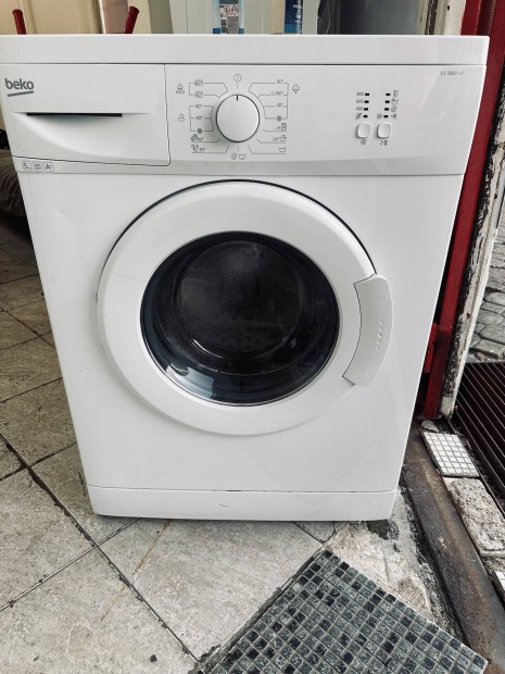 nnepek alatt is! Keskeny Beko 1200A+++ elltlts mosgp 