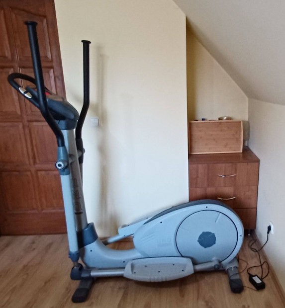 Uno Fitness elliptikus trner