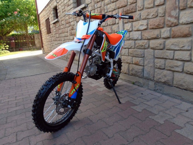 Upbeat Pro 125cc gyerek, junior Dirt Bike, cross motor