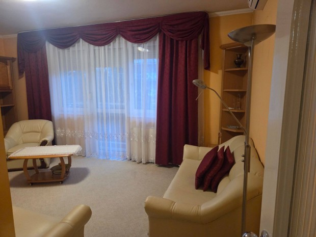 �rr�tj�n nappali+2 szob�s lak�s elad�!