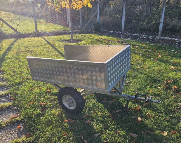 Utnfut Riderekhez, kis kerti traktorokhoz