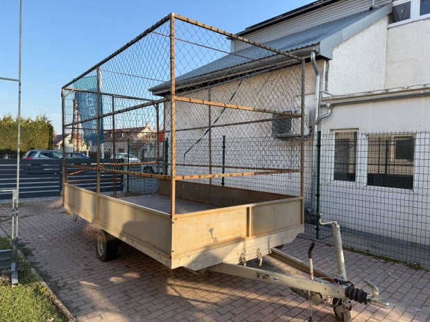 Ut�nfut� - 4mx2m - Billenthet� - R�fut�f�kes - "B" jogsival h�zhat�