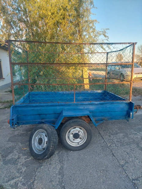 Utnfut ( ssztmeg: 740 kg)