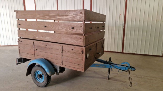 Ut�nfut� elad�