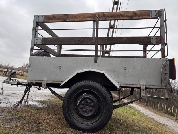 Ut�nfut� elad�