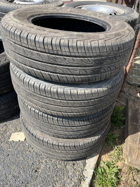 Utánfutó gumi 175/70 R13