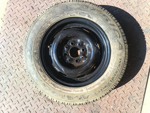 Ut�nfut� porfestett felni + gumi