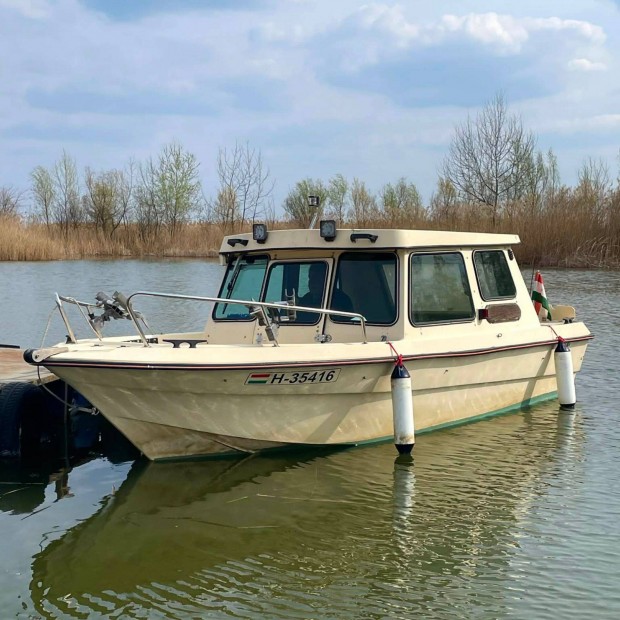 Uttern 5000 AC - �prilis 15-ig akci�s!