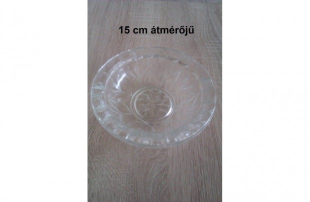 Üveg átlátszó hamutál eladó!