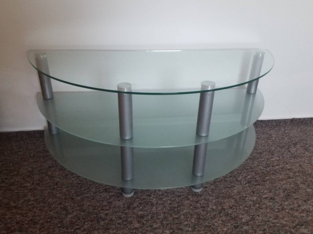 �vegasztal j� �llapotban!