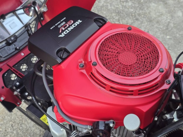 Uwq Honda HF-2417 V2 17HP Fnyr traktor Fnyrtraktor