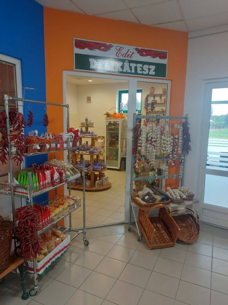 �zelthelyis�g Kiad�