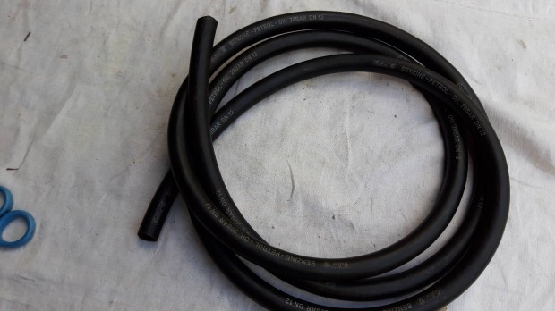 Üzemanyagcső vásznas gumi belső átm 12mm új