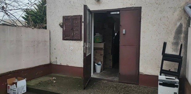 �zlethelyis�g Elad� Ny�regyh�za Belv�ros�ban