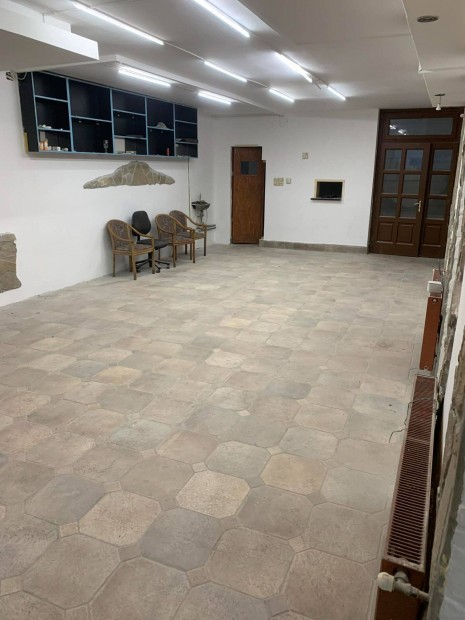 �zlethelyis�g M�riaremet�n kiad�!