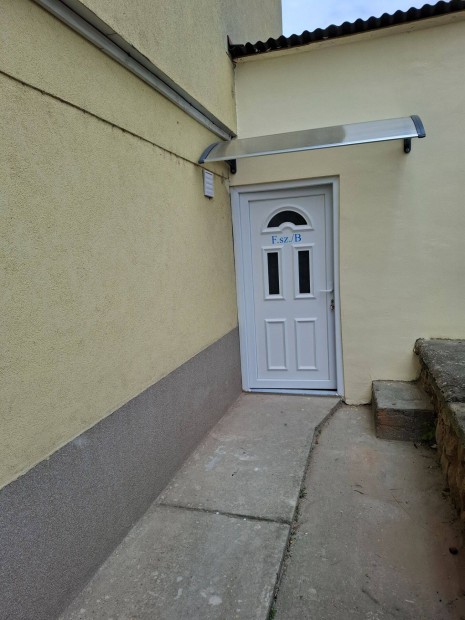 Üzlethelyiség kiadó