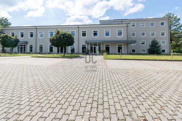 �zleti c�lra t�k�letes v�laszt�s! - Lovasber�ny - Telephely, Innovat�v