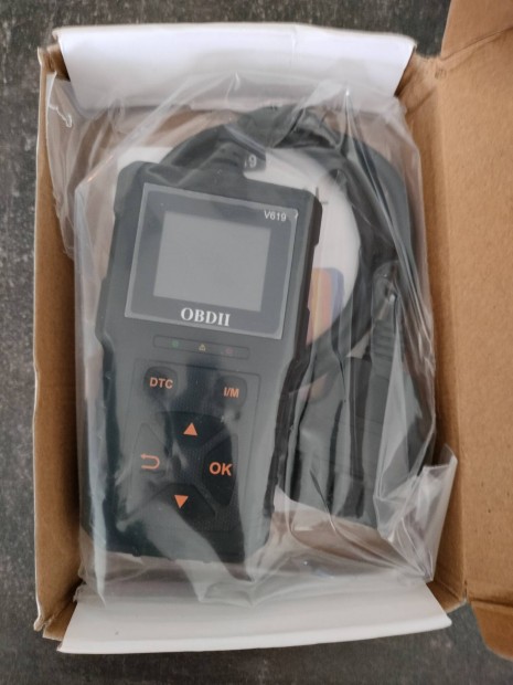 V619 OBD2 autódiagnosztika hibakód olvasó és törlő szkenner új