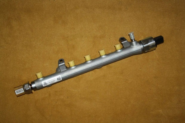 VAG 03L130089B 1.6 TDI Railcs 03L906051A