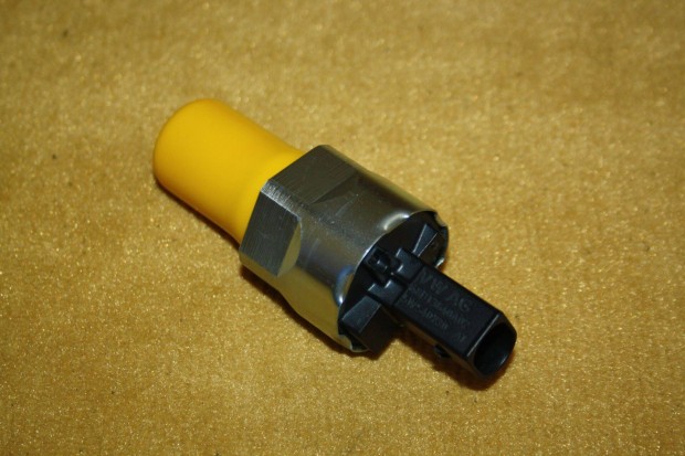 VAG 03L130764A 03L130764B 03L130764C 1.6 TDI Nyomásszabályzó