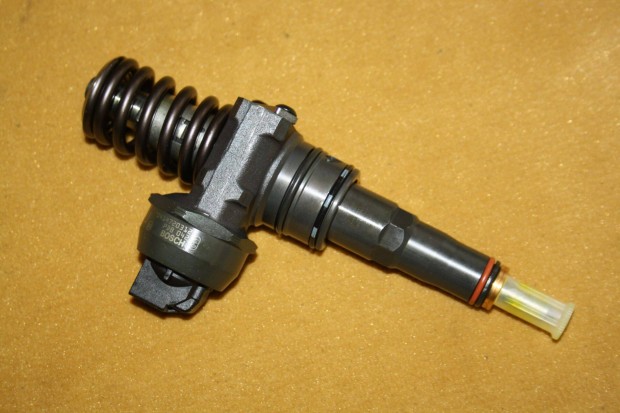 VAG 2.0 TDI 038130073BQ 038130073BK 038130080AX porlaszt PD elem