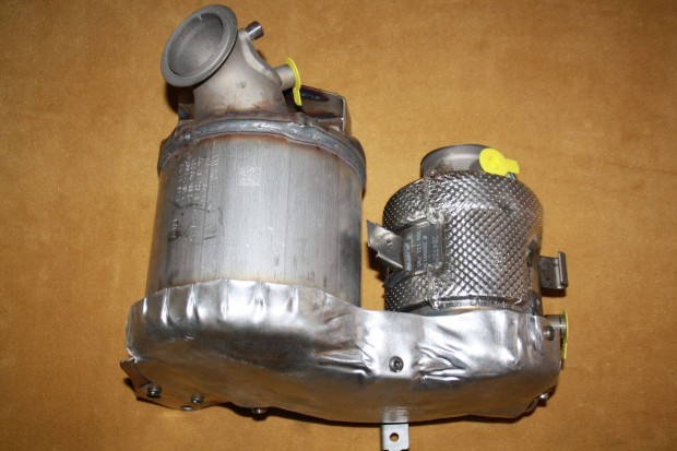 VAG 2.0 TDI Részecskeszűrő Katalizátor DPF FAP 04L131723AR